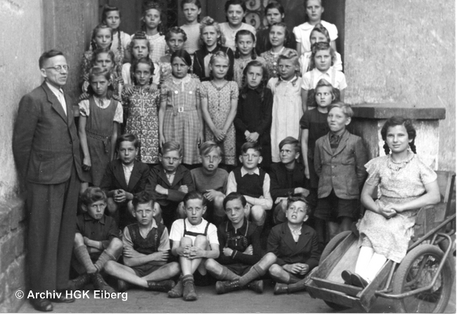 kath. Eibergschule ca 1948-50 Jg 1937 mit Lehrer Maibaum Hans-Mersch