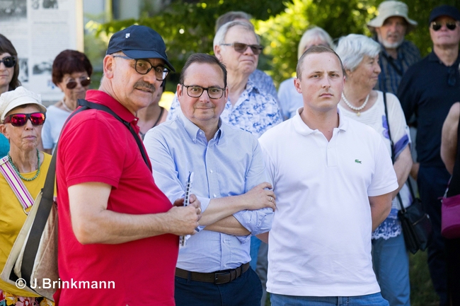 Christian Schlich (HGK) mit OB Thomas Kufen und Ratsherr Luca Ducree